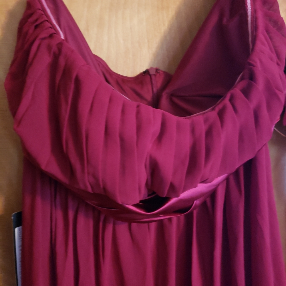 NWT Burgundy Strapless Prom Dress
